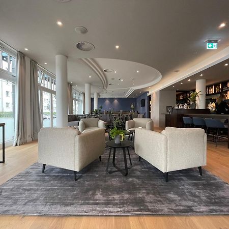 New Berlin Hotell Eksteriør bilde