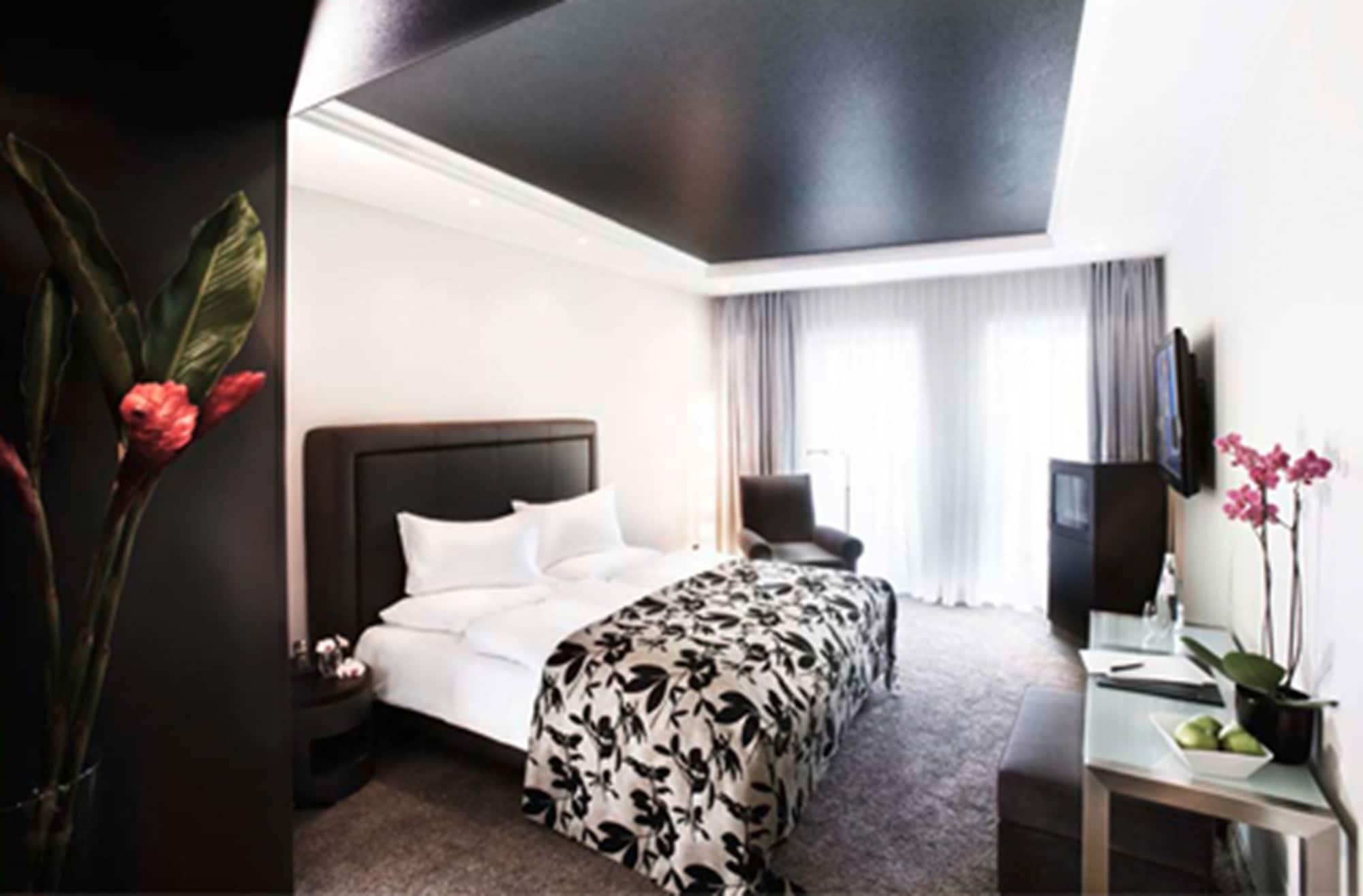 New Berlin Hotell Eksteriør bilde