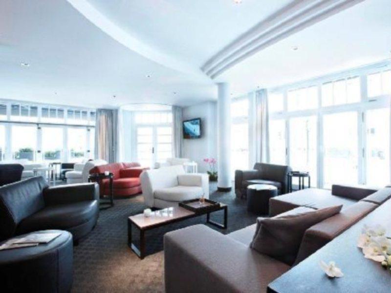 New Berlin Hotell Eksteriør bilde